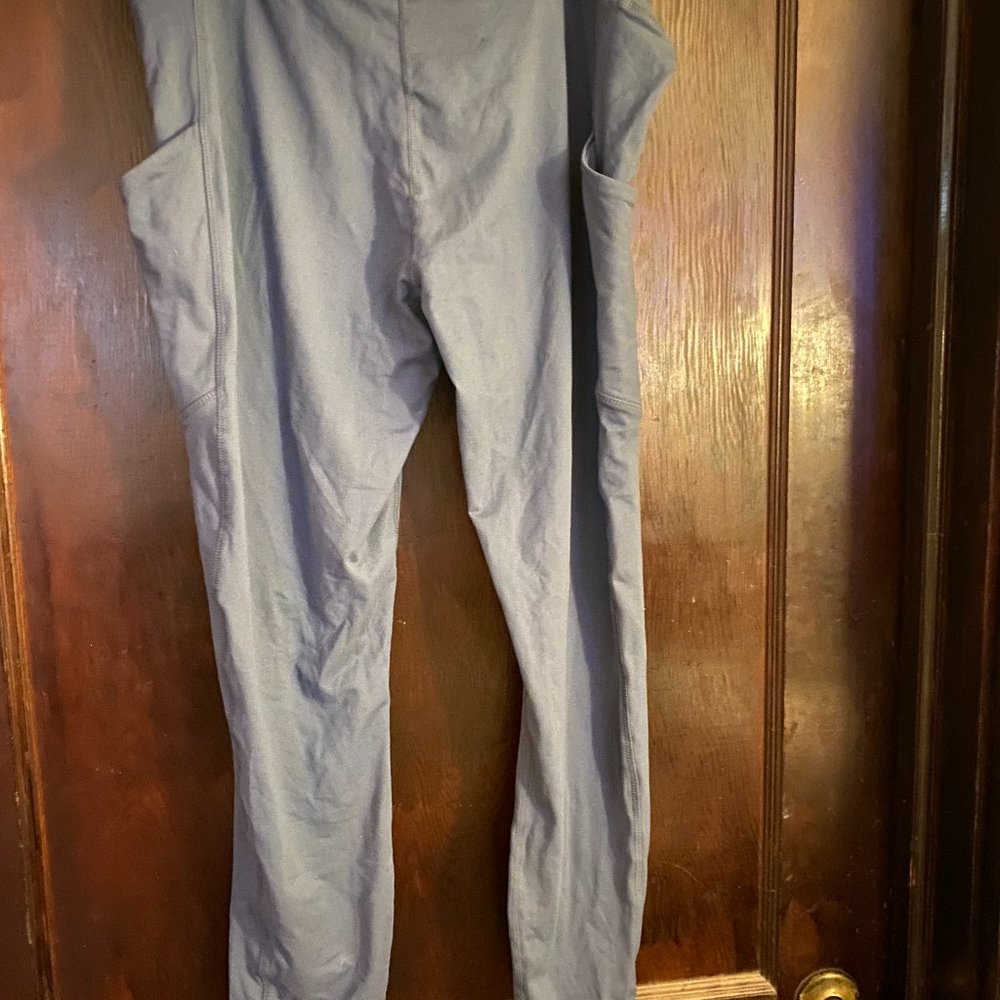 NWT Womens Joggers/Yoga Pants